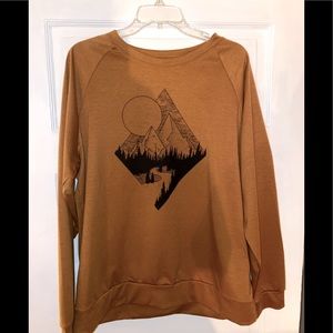 Boho Crew Neck with Mountain Print